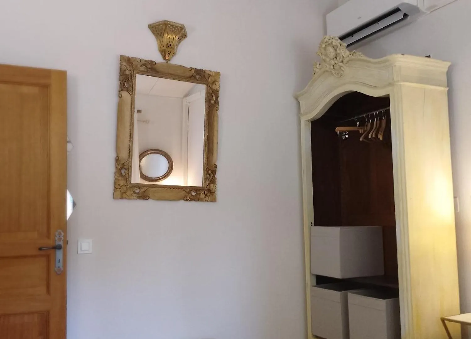 Holiday home Gite Provencal Grospierres France